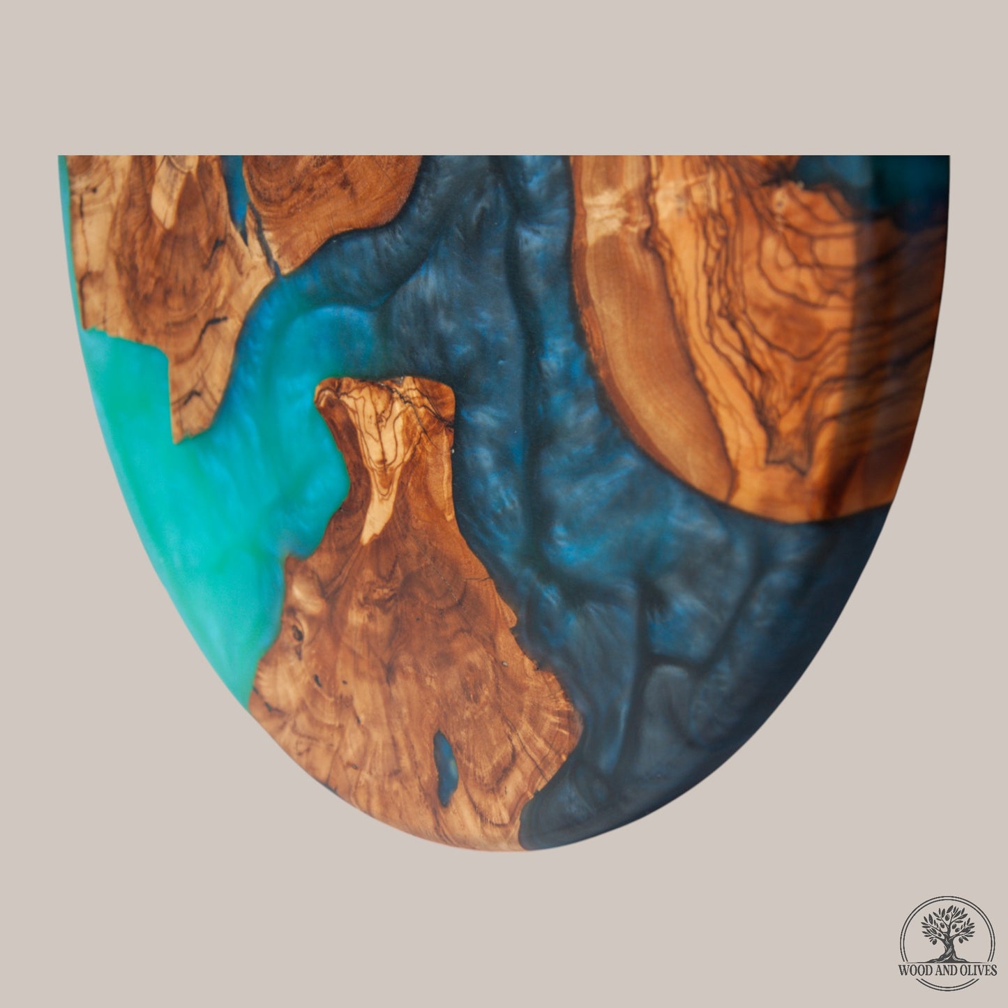 Olijfhouten Serveerplank met Epoxy (Rond)